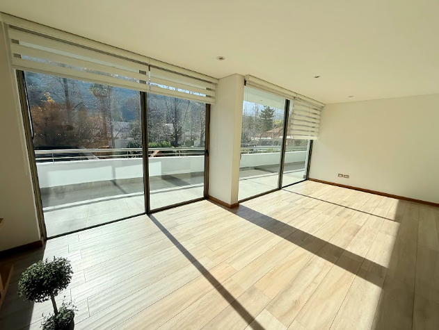 Impecable Y Muy Luminosa Casa En Santuario Del Valle