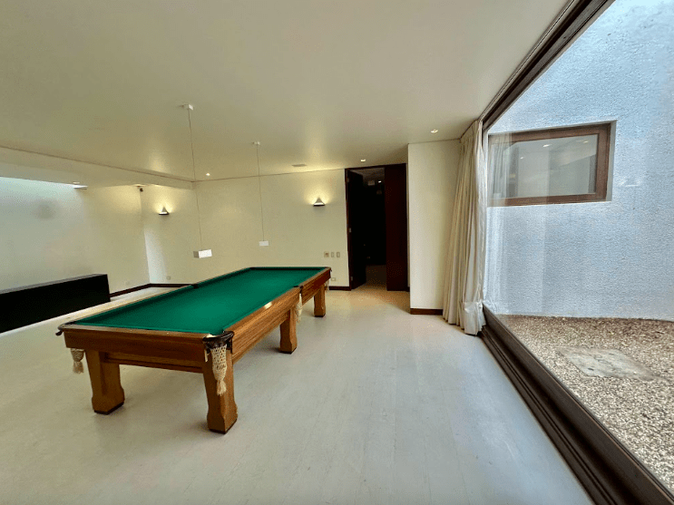 Hermosa Casa Mediterránea En Golf De Manquehue