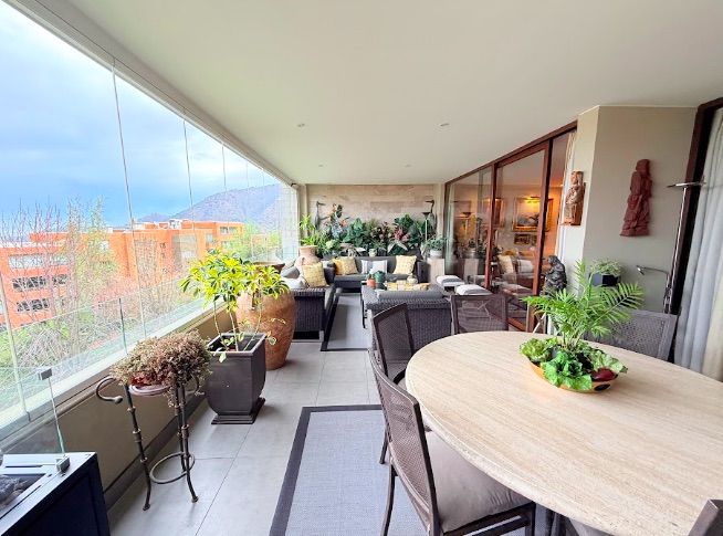ESPECTACULAR DEPARTAMENTO EN SANTA MARÍA DE MANQUEHUE