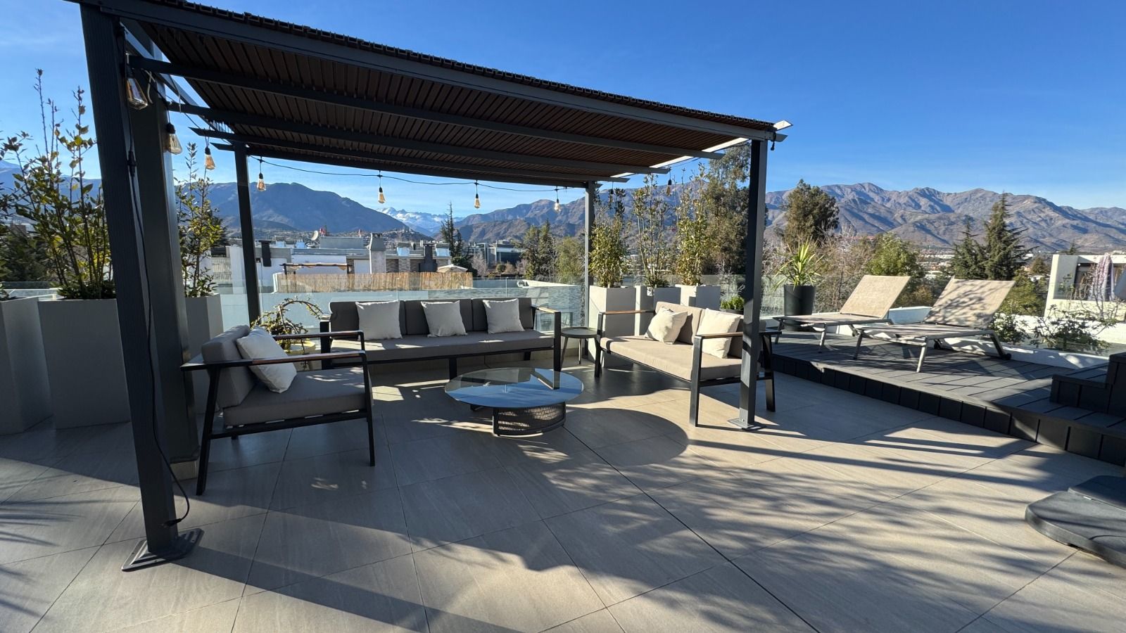 Duplex con rooftop cerca de Portal La Dehesa