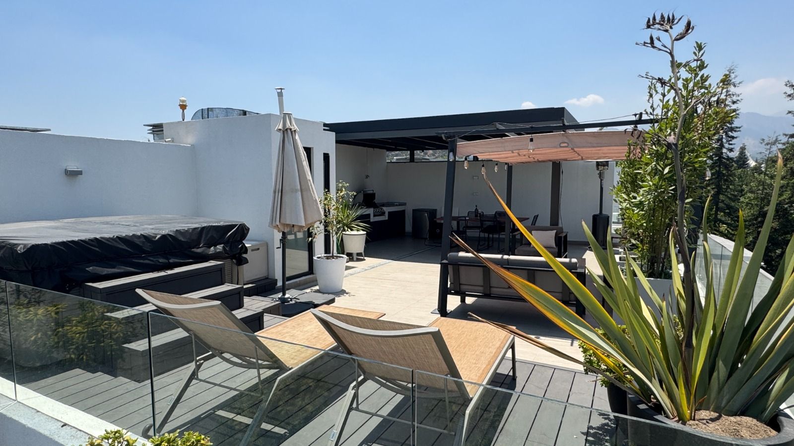 Duplex con rooftop cerca de Portal La Dehesa