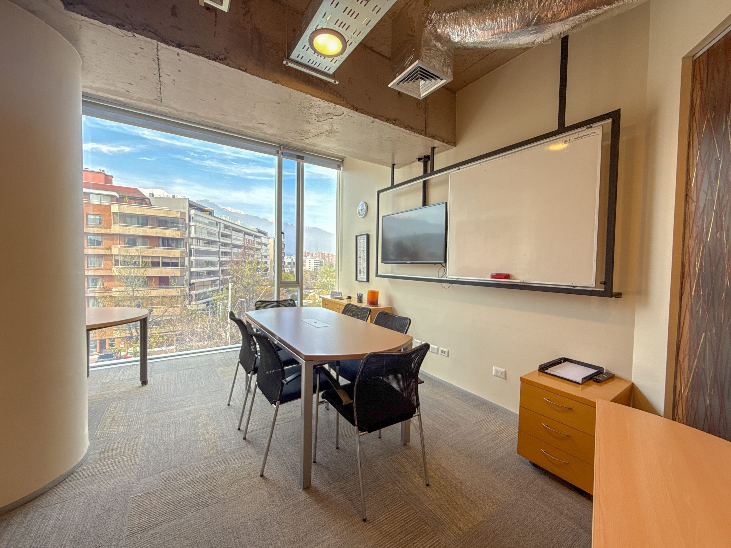 Oficina En Venta, Amoblada, Metro Los Dominicos, Las Condes