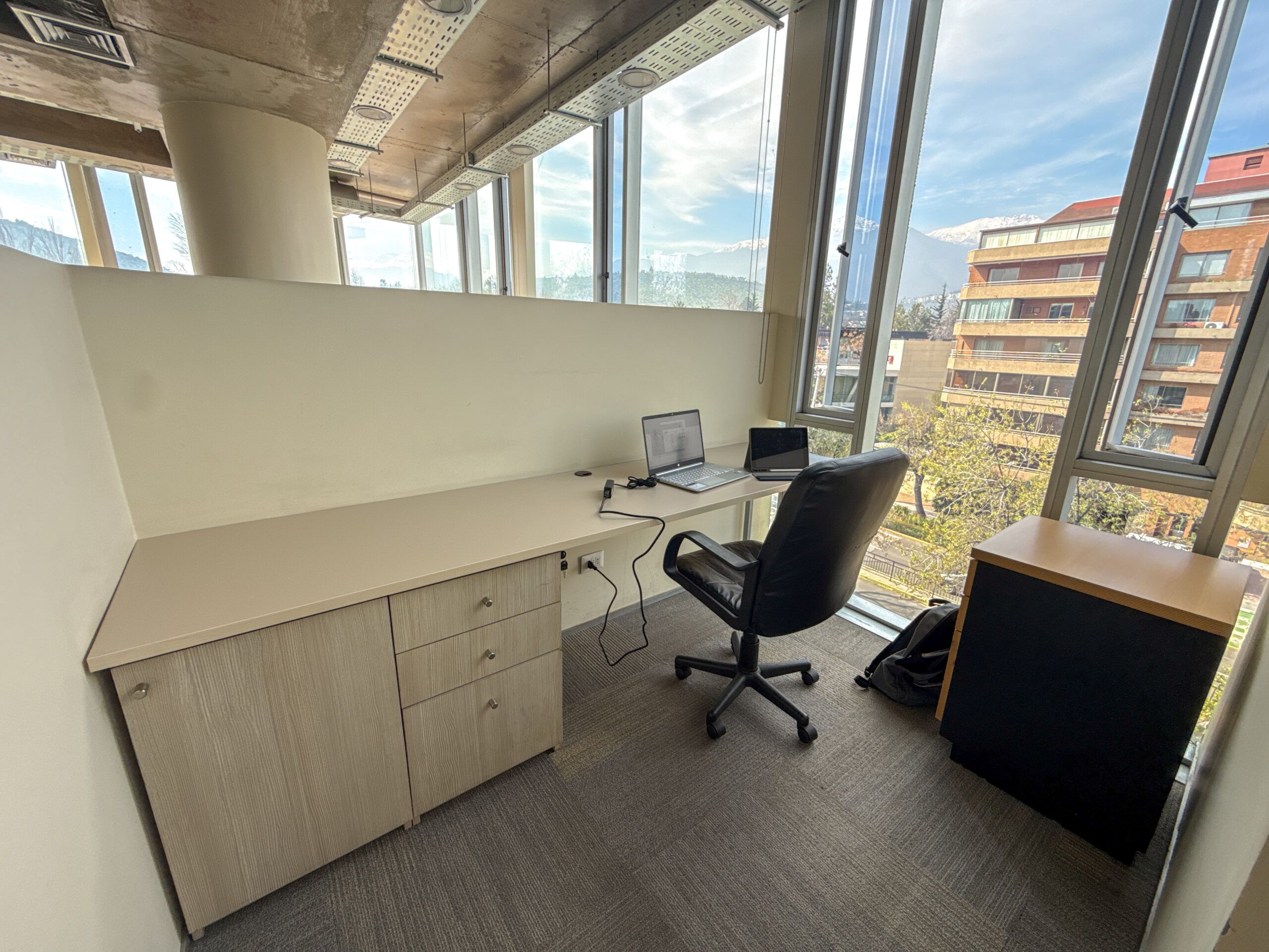 Oficina En Venta, Amoblada, Metro Los Dominicos, Las Condes