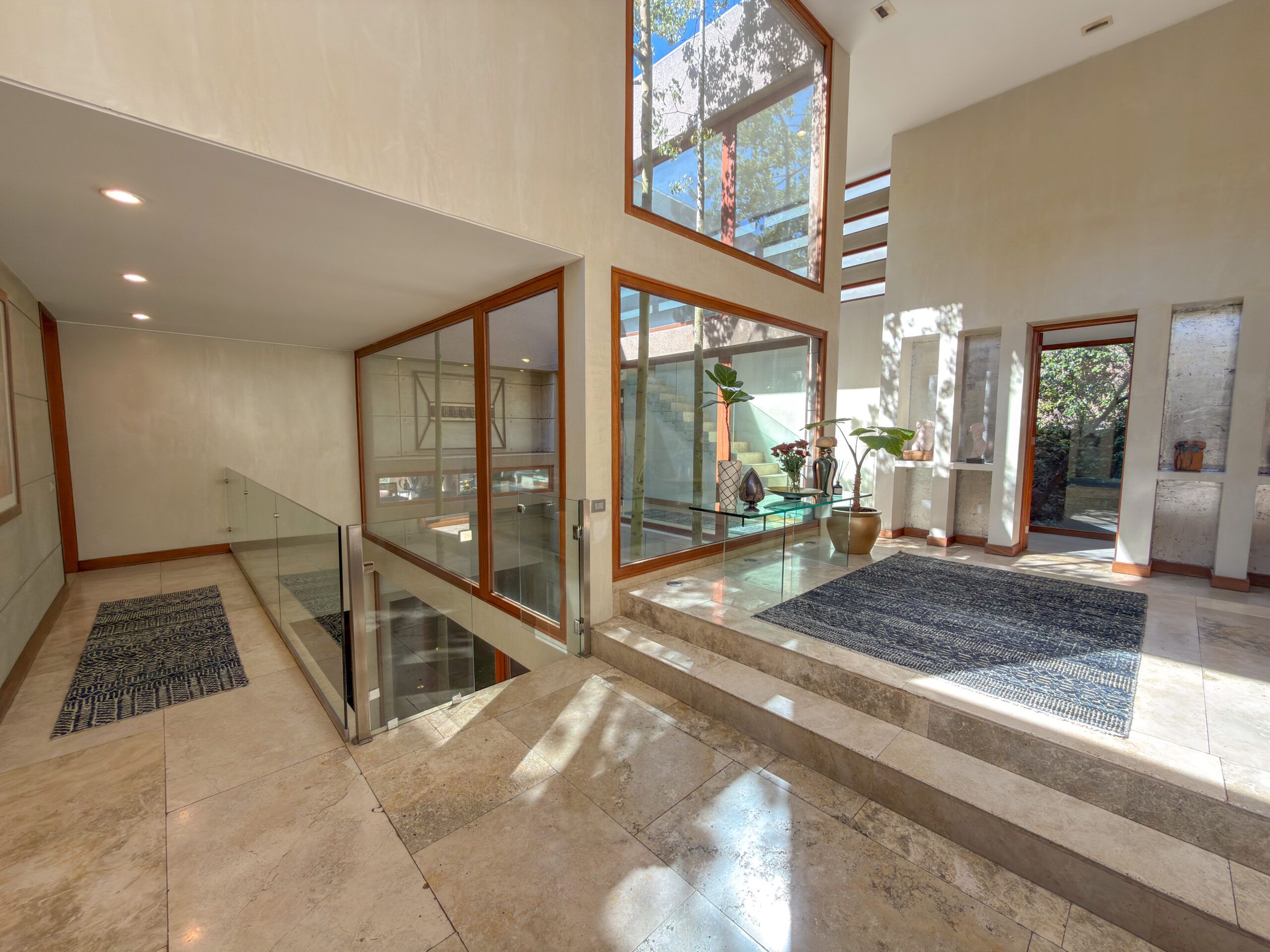 EXCLUSIVA CASA MEDITERRÁNEA | CONDOMINIO GOLF LOMAS DE LA DEHESA, LO BARNECHEA