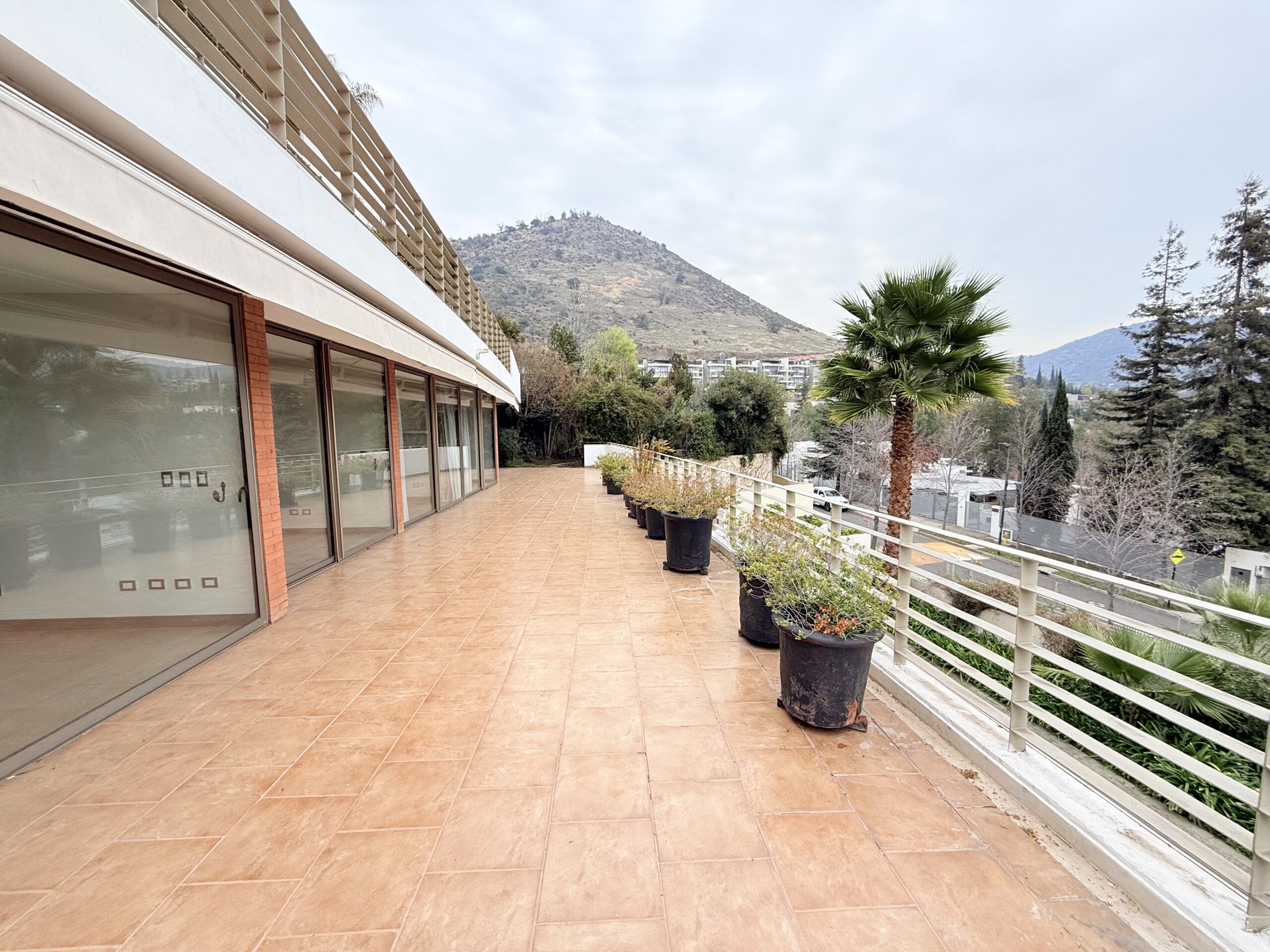 Espectacular Departamento Con Gran Vista I Jardín Y Piscina