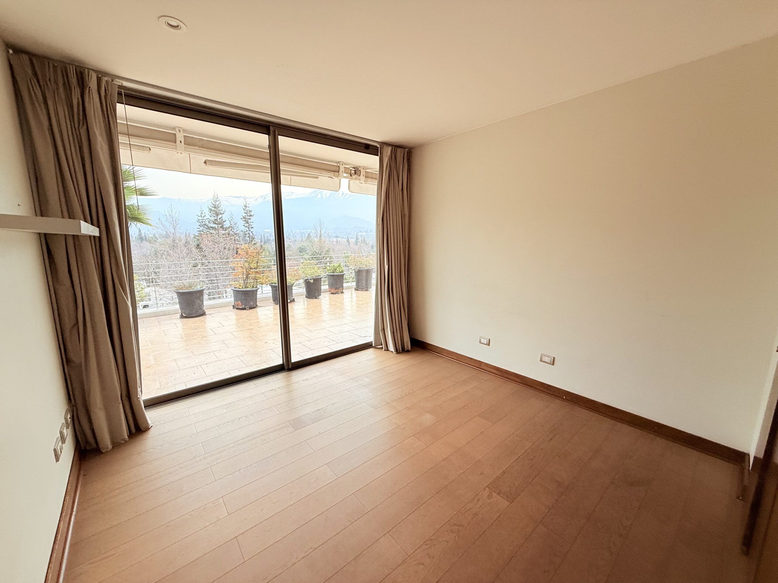 Espectacular Departamento Con Gran Vista I Jardín Y Piscina