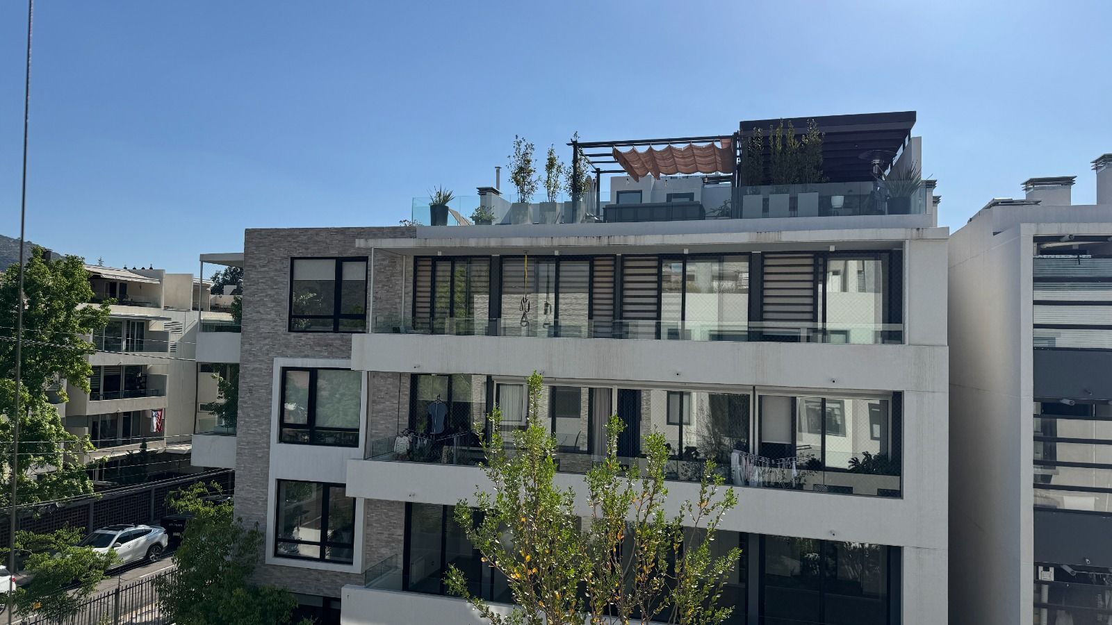 Duplex con rooftop cerca de Portal La Dehesa