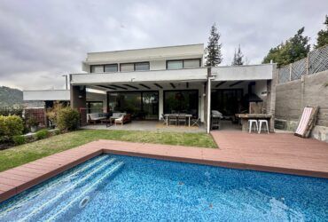 Casa En Arriendo En Condominio Sector Los Trapenses