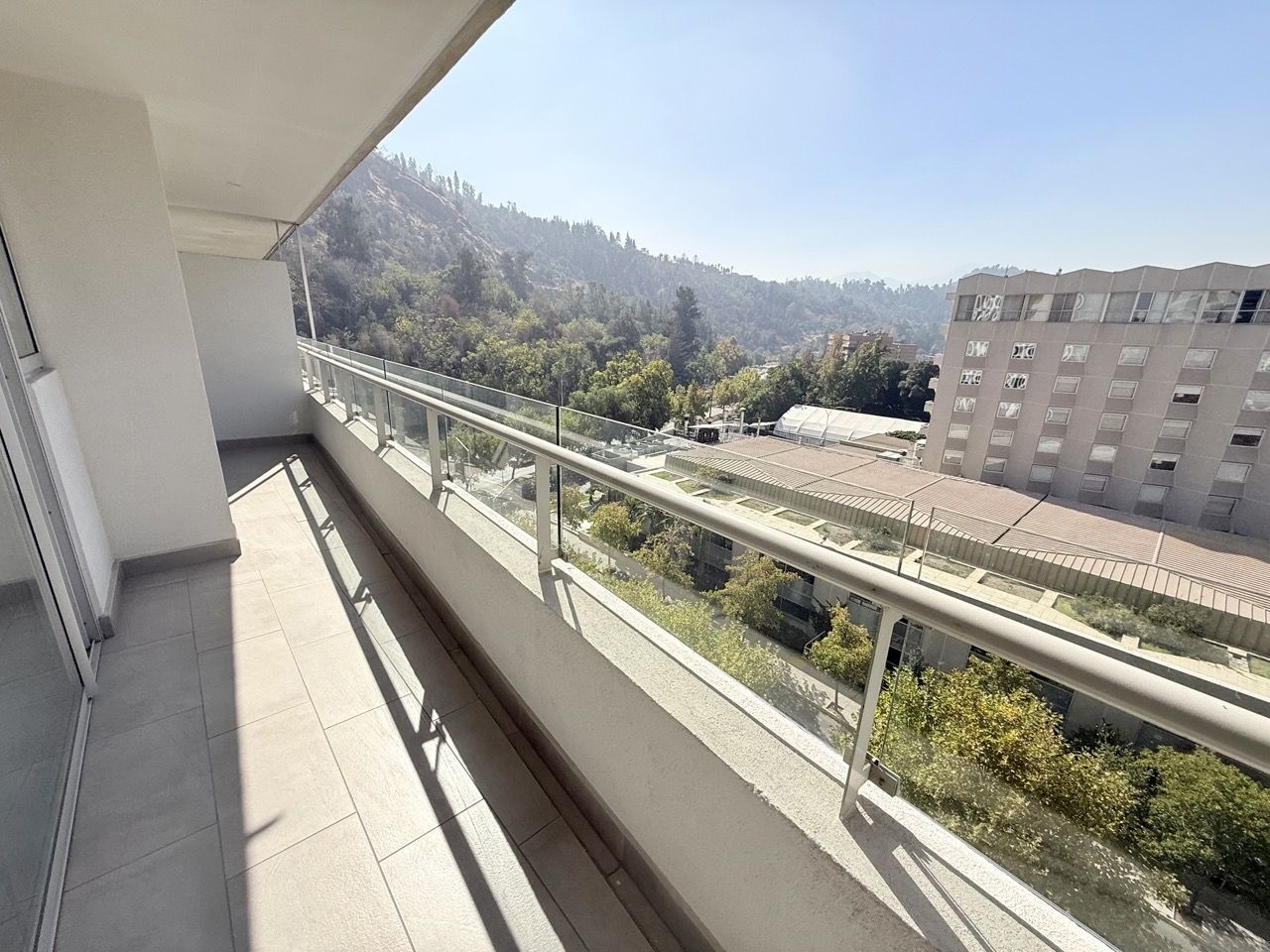 DEPARTAMENTO SEMINUEVO 2D EN SUITE – PROVIDENCIA