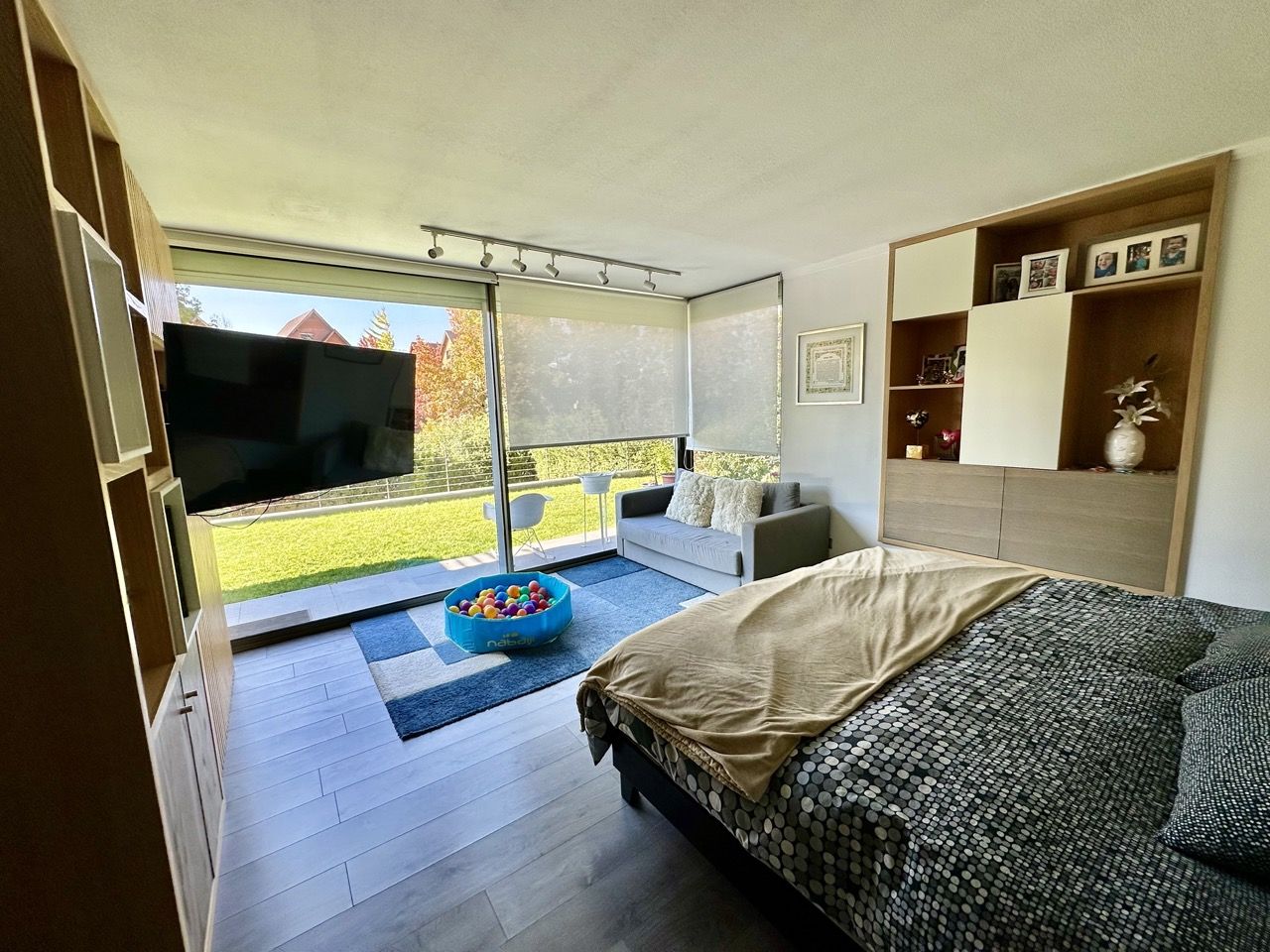 DEPARTAMENTO REMODELADO CON JARDÍN – VALLE MONASTERIO, LO BARNECHEA