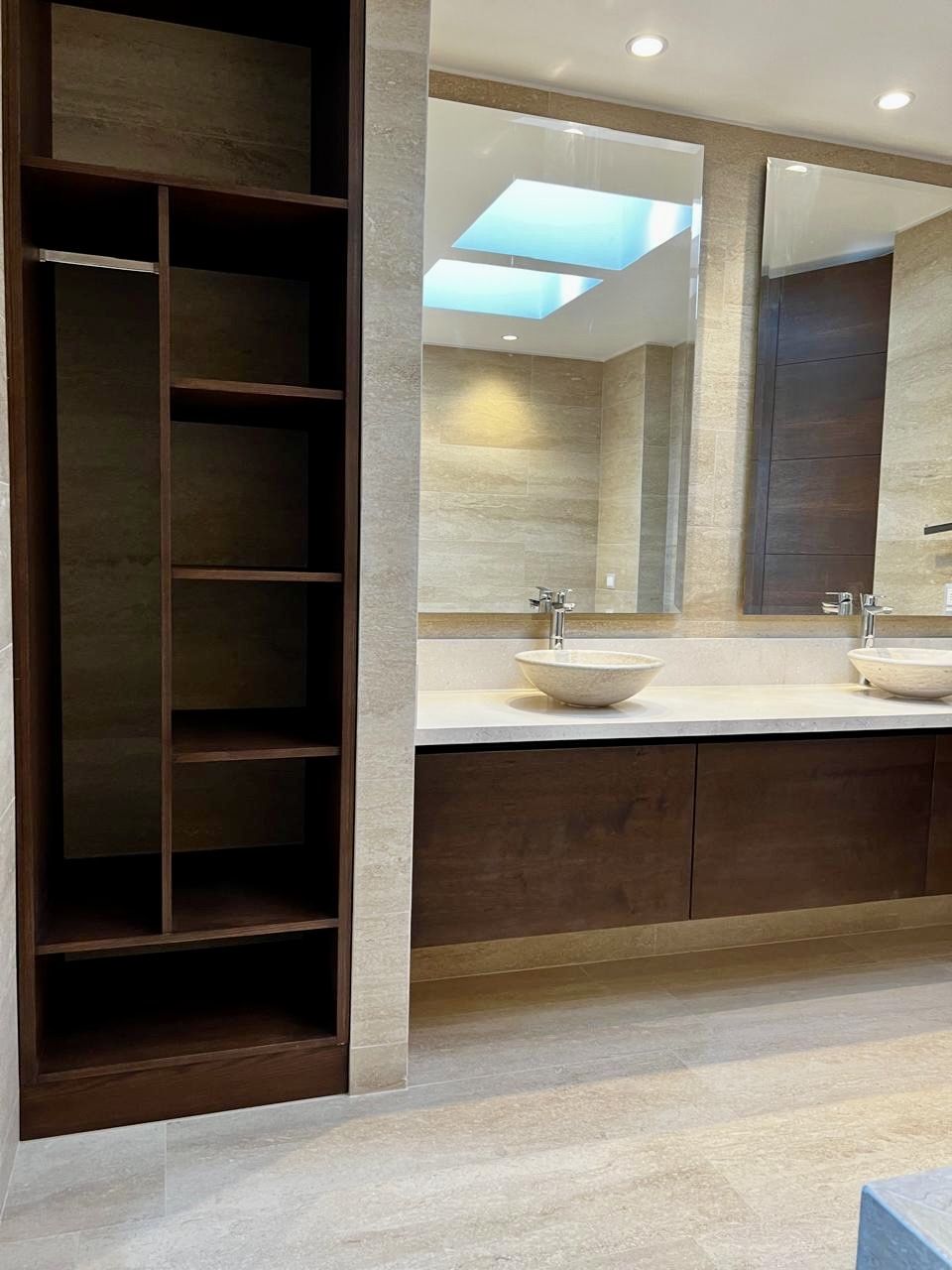 Casa nueva estilo Mediterráneo moderno