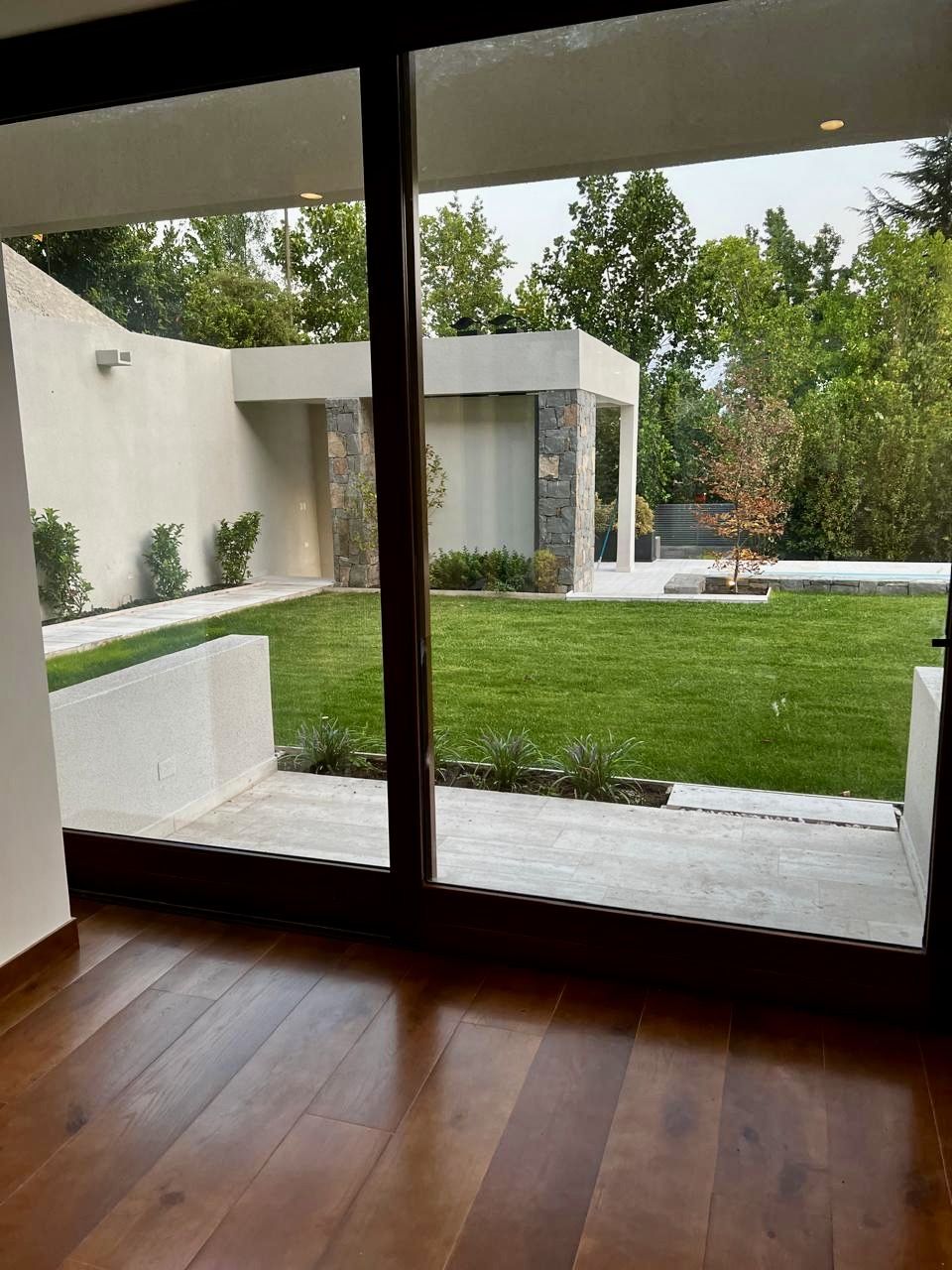 Casa nueva estilo Mediterráneo moderno