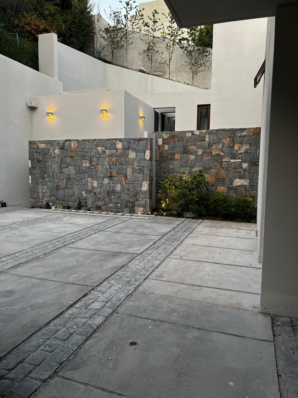 Casa nueva estilo Mediterráneo moderno