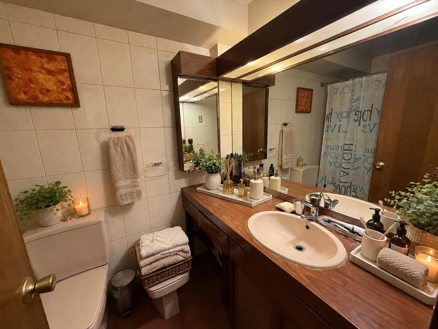 Departamento Excepcional En Pleno Sector El Golf, Las Condes