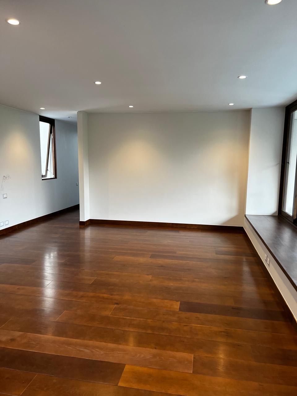Casa nueva estilo Mediterráneo moderno