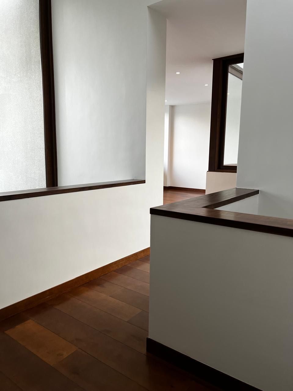 Casa nueva estilo Mediterráneo moderno
