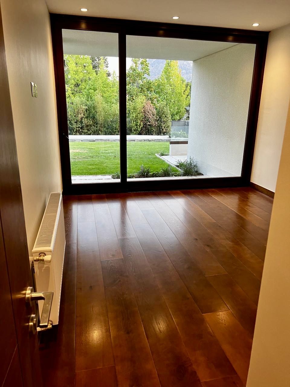 Casa nueva estilo Mediterráneo moderno
